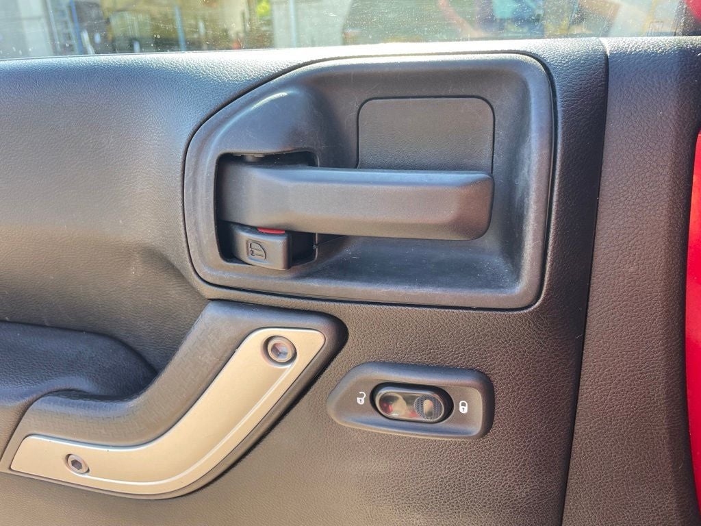 2012 Jeep Wrangler Unlimited Sahara