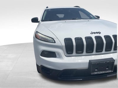 2016 Jeep Cherokee Sport