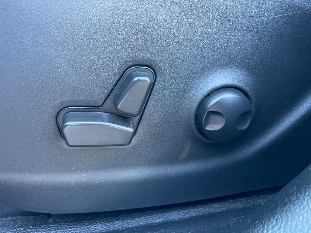 2023 Jeep Cherokee Altitude