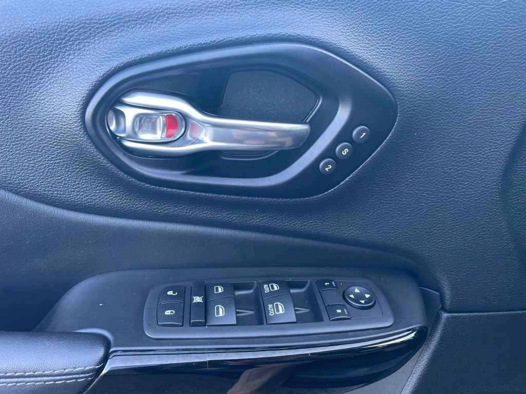 2023 Jeep Cherokee Altitude