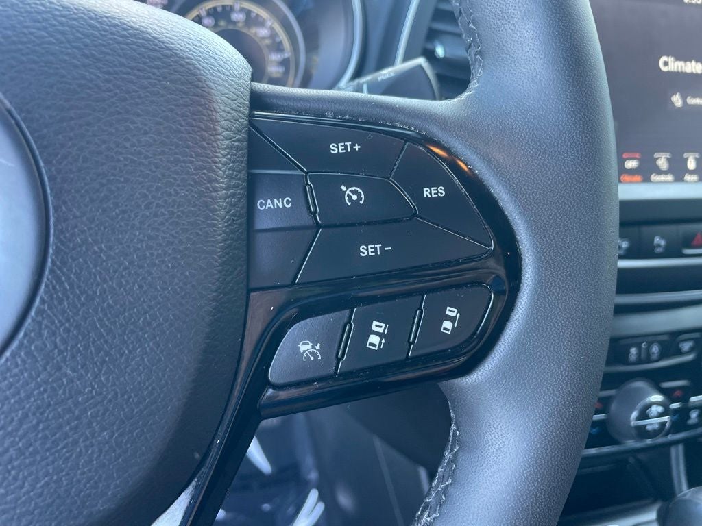 2023 Jeep Cherokee Altitude
