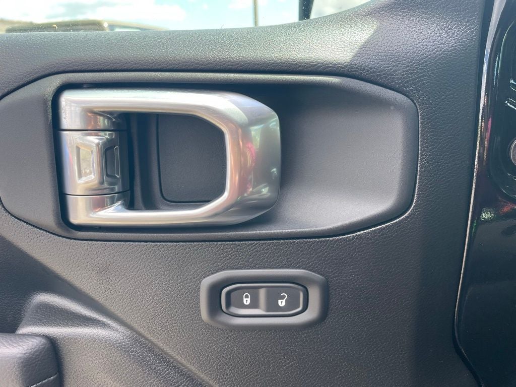 2026 Jeep Wrangler Sport 4 DOOR