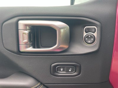 2026 Jeep Wrangler Sahara White Top Package