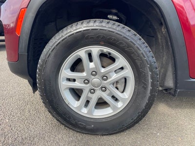 2023 Jeep Grand Cherokee Laredo