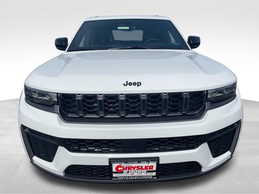 2026 Jeep Grand Cherokee Laredo