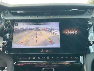 2026 Jeep Grand Cherokee Laredo