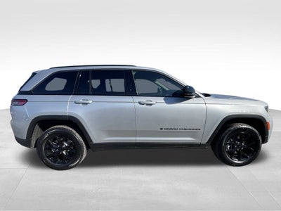 2026 Jeep Grand Cherokee Laredo