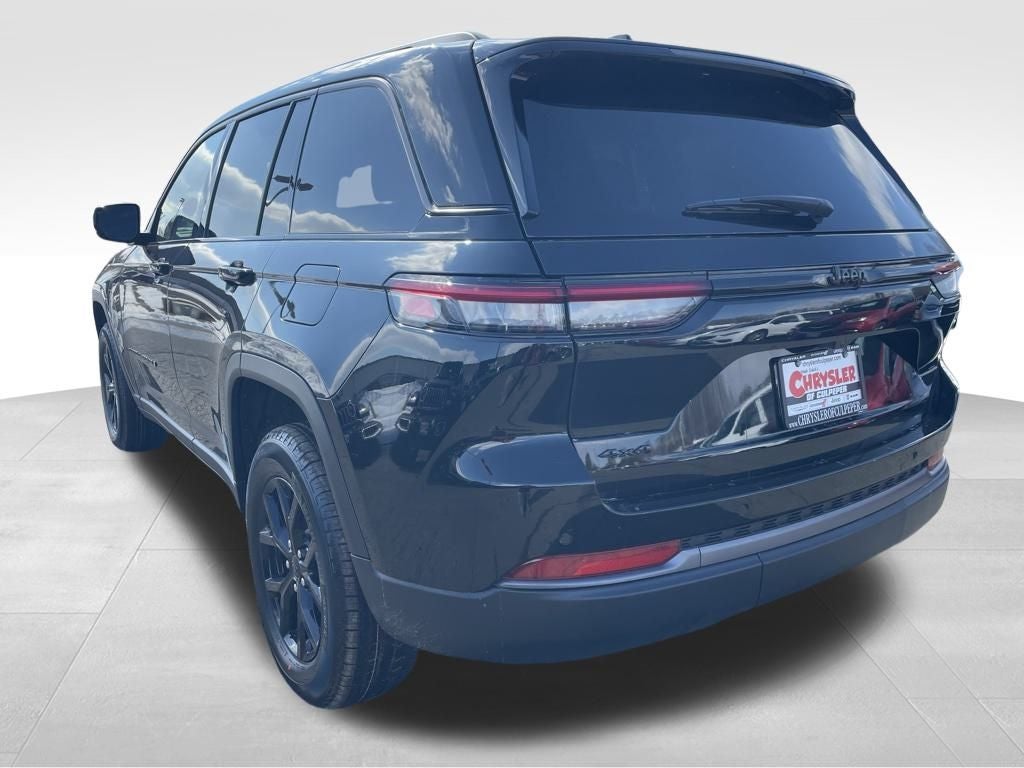 2026 Jeep Grand Cherokee Laredo