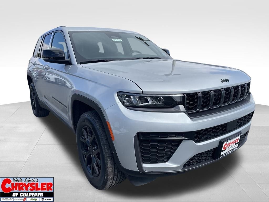 2026 Jeep Grand Cherokee Laredo