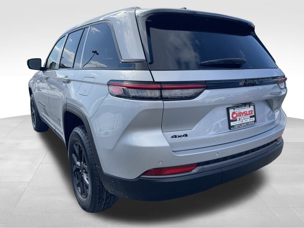 2026 Jeep Grand Cherokee Laredo