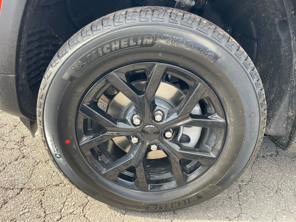 2026 Jeep Grand Cherokee Laredo