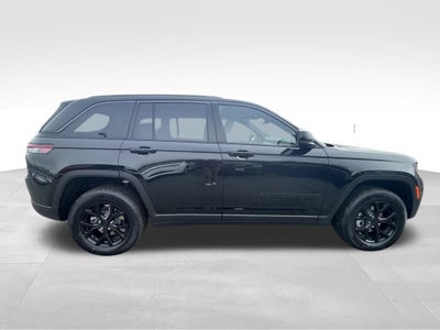 2026 Jeep Grand Cherokee Laredo