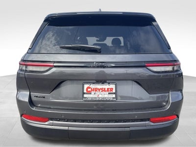 2026 Jeep Grand Cherokee Laredo