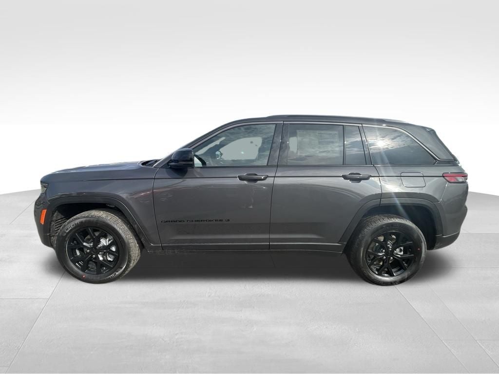 2026 Jeep Grand Cherokee Laredo