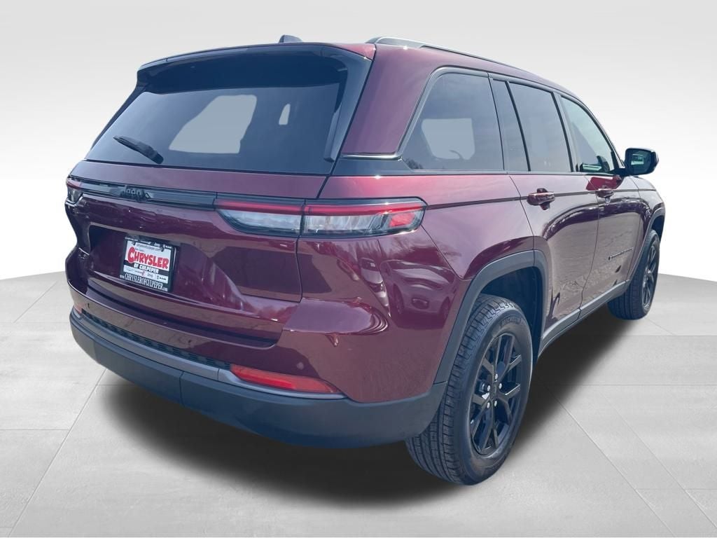 2026 Jeep Grand Cherokee Laredo