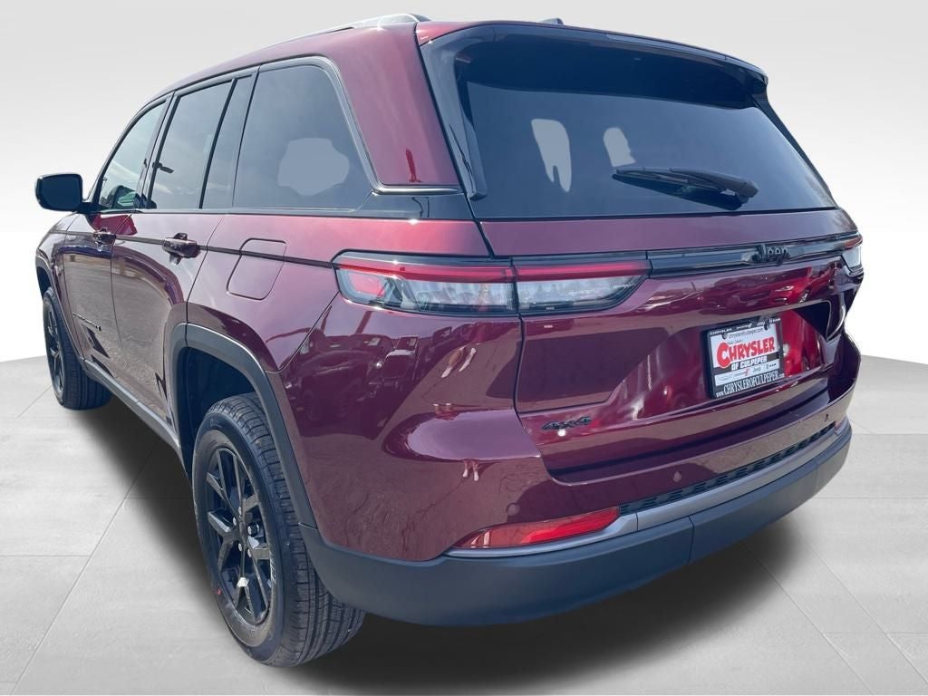 2026 Jeep Grand Cherokee Laredo