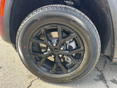 2026 Jeep Grand Cherokee Laredo