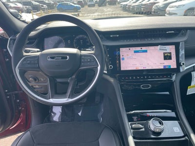 2026 Jeep Grand Cherokee Laredo