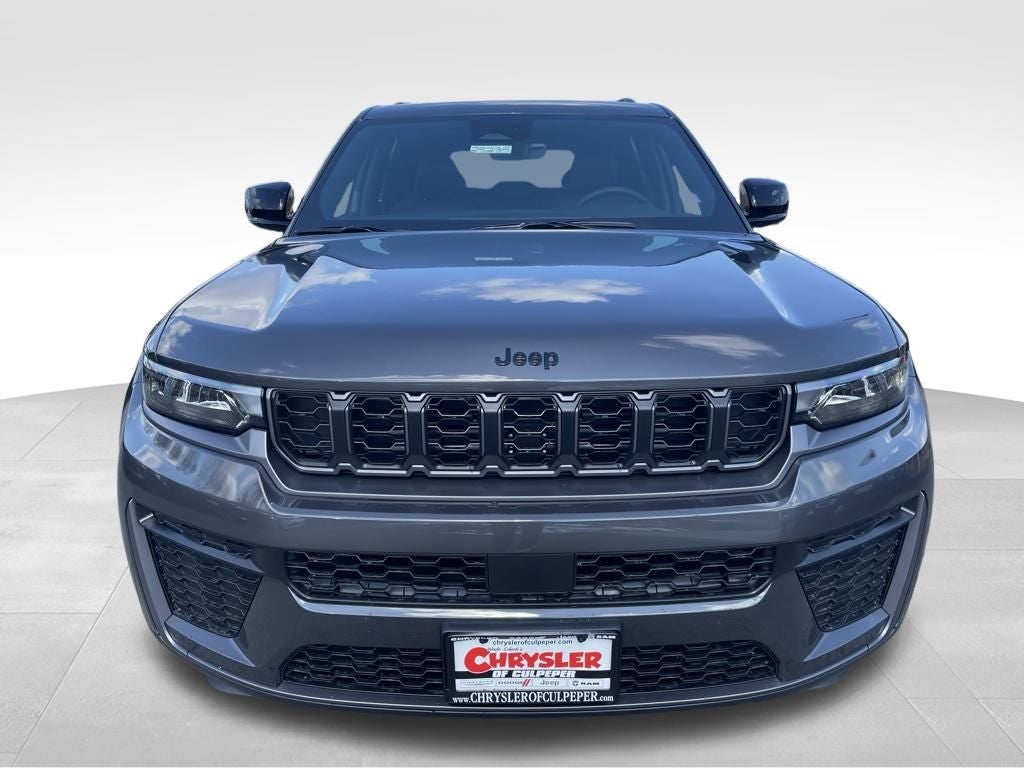 2026 Jeep Grand Cherokee Laredo