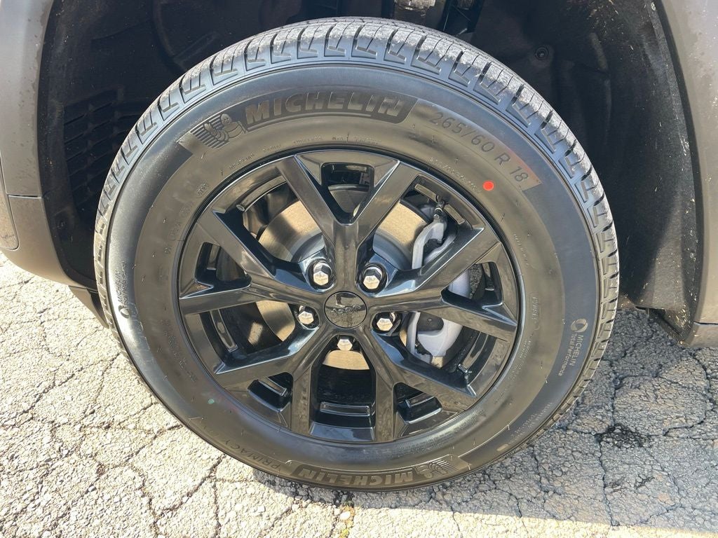 2026 Jeep Grand Cherokee Laredo