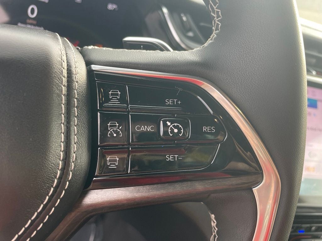 2023 Jeep Grand Cherokee L Overland
