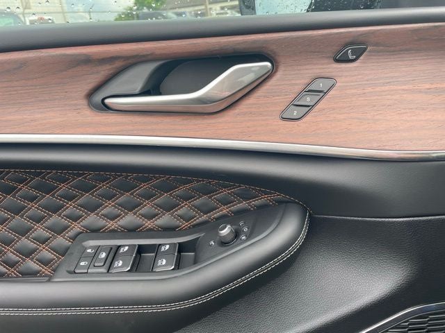 2025 Jeep Grand Cherokee L Summit Demo Special