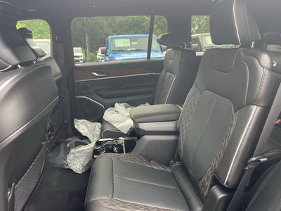 2025 Jeep Grand Cherokee L Summit Demo Special