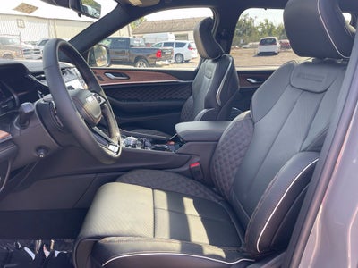2027 Jeep Grand Cherokee L Summit