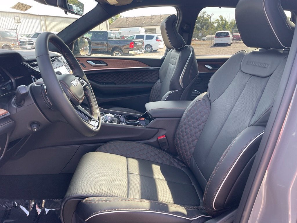2027 Jeep Grand Cherokee L Summit