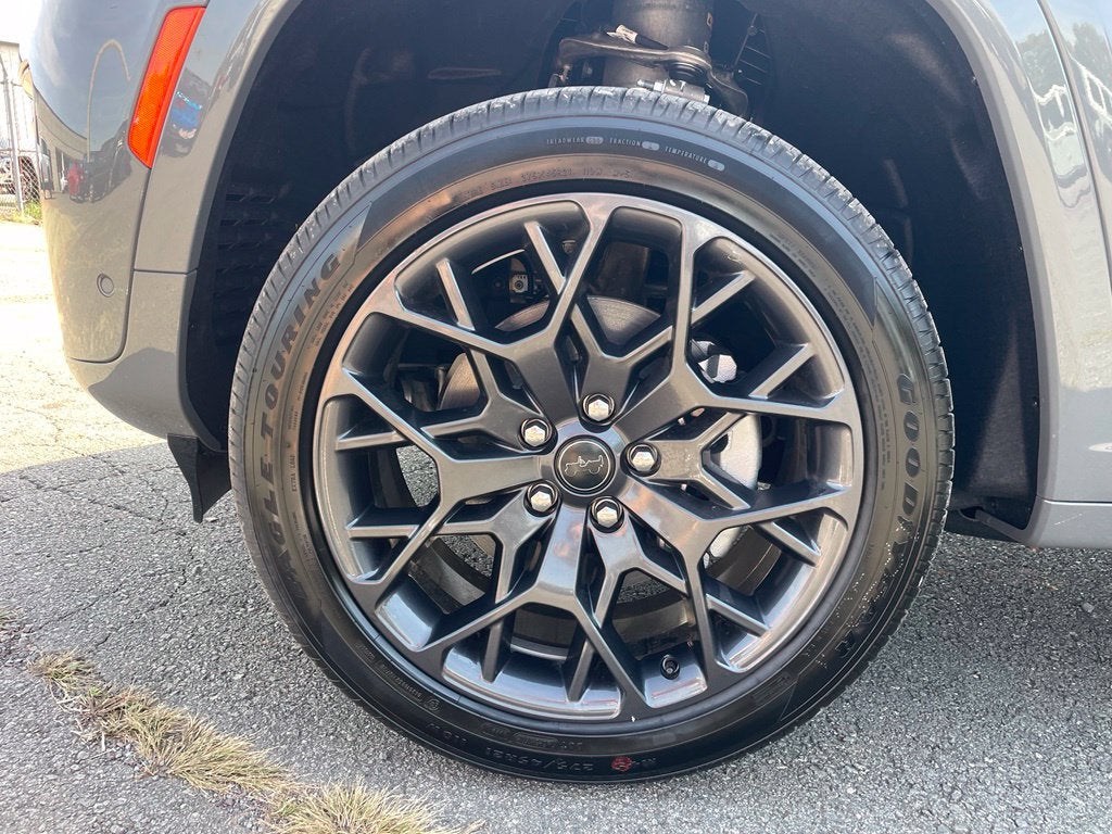 2027 Jeep Grand Cherokee L Summit