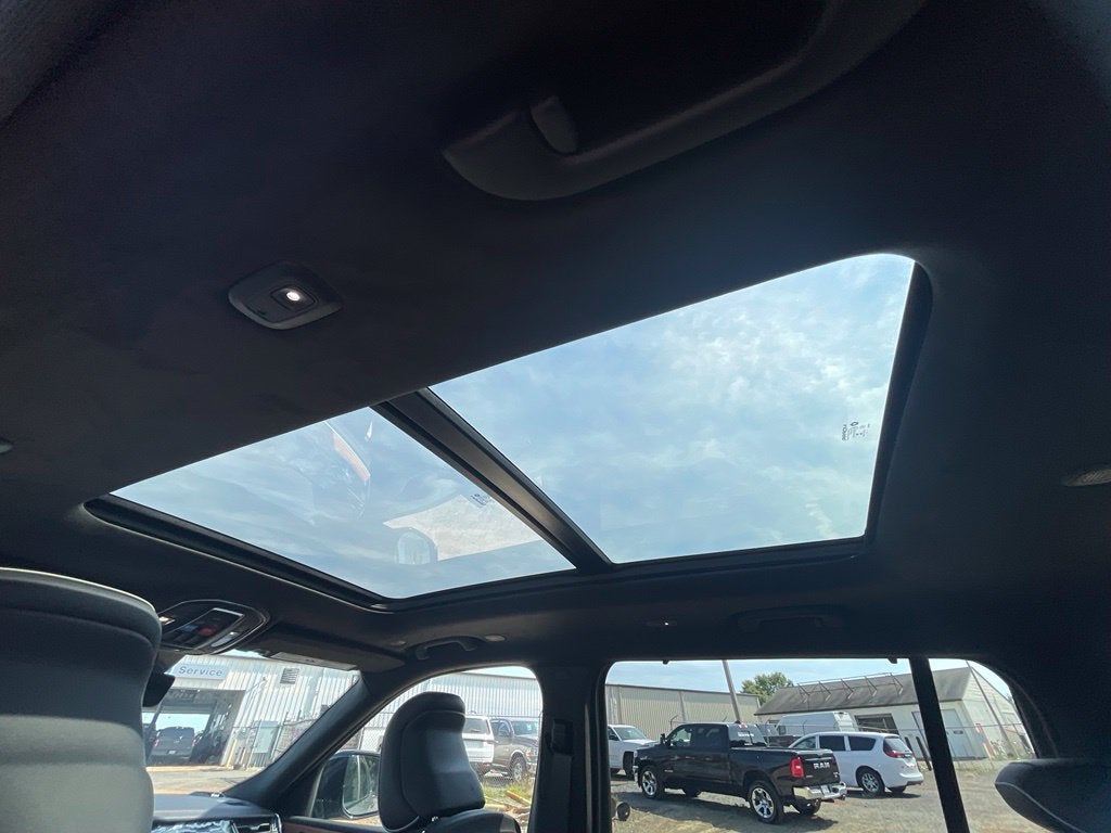 2027 Jeep Grand Cherokee L Summit