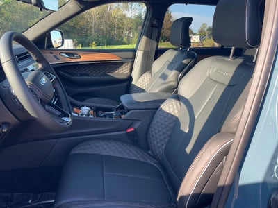 2027 Jeep Grand Cherokee L Summit