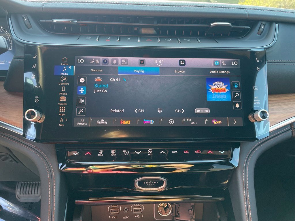 2027 Jeep Grand Cherokee L Summit