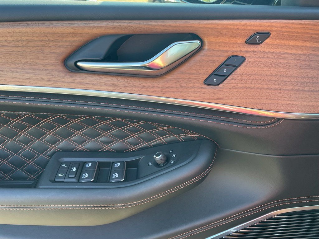 2027 Jeep Grand Cherokee L Summit