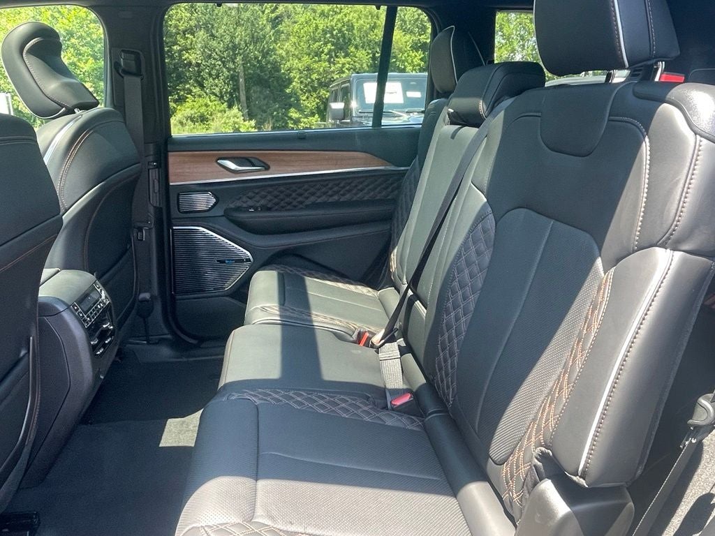 2026 Jeep Grand Cherokee L Summit