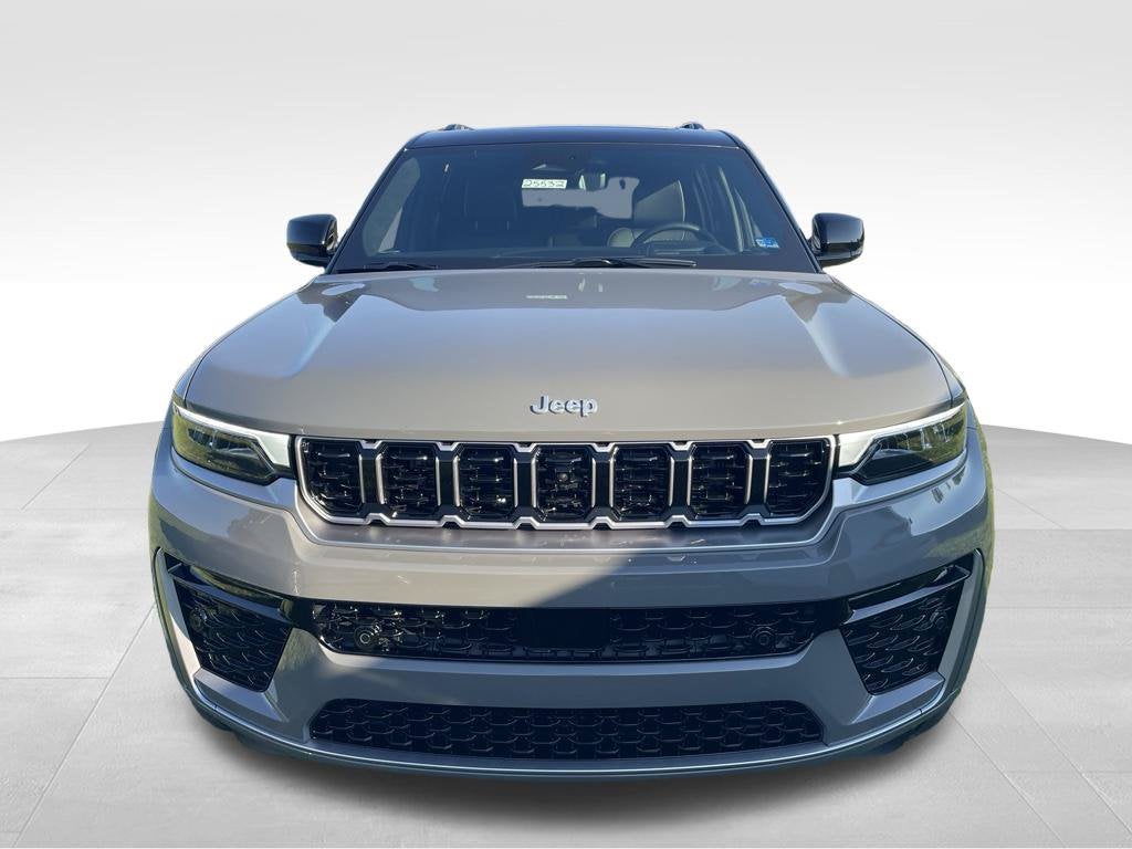 2027 Jeep Grand Cherokee L Summit