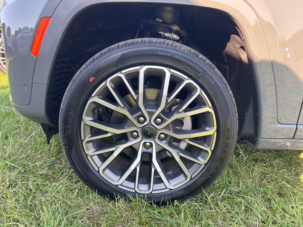 2027 Jeep Grand Cherokee L Summit