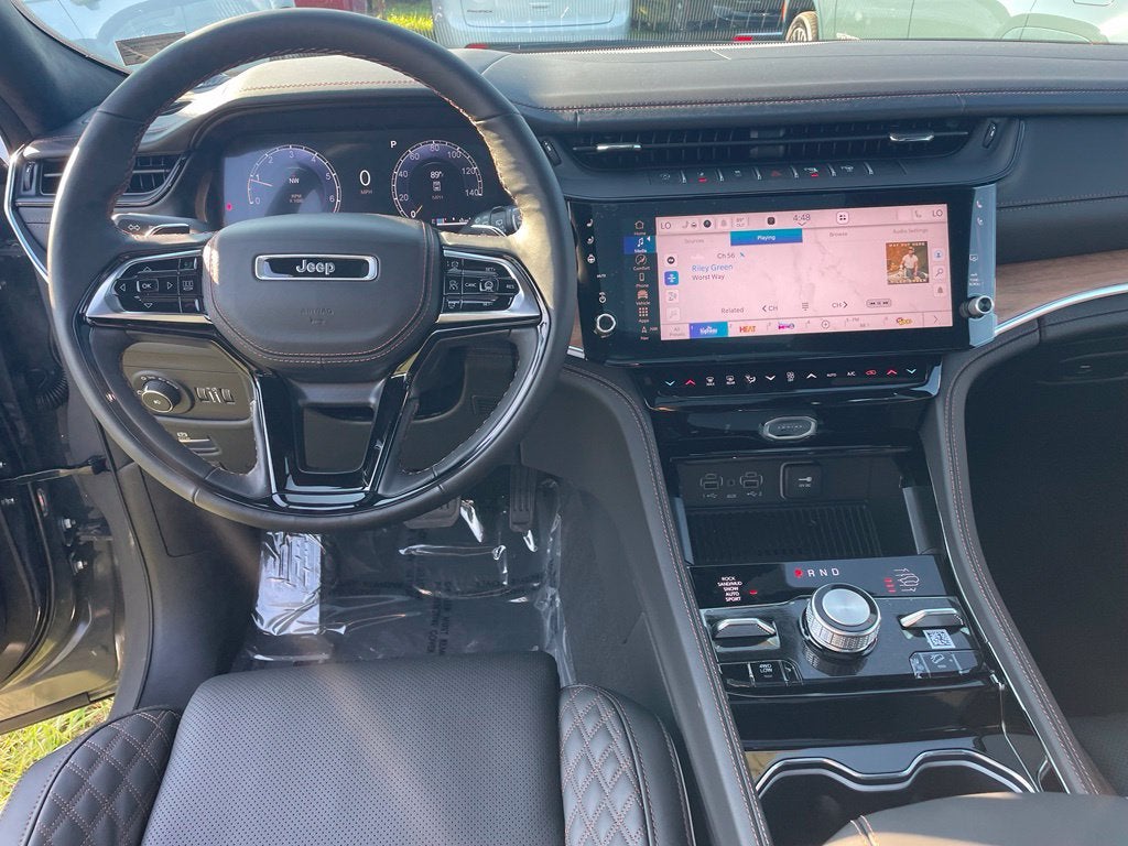 2027 Jeep Grand Cherokee L Summit