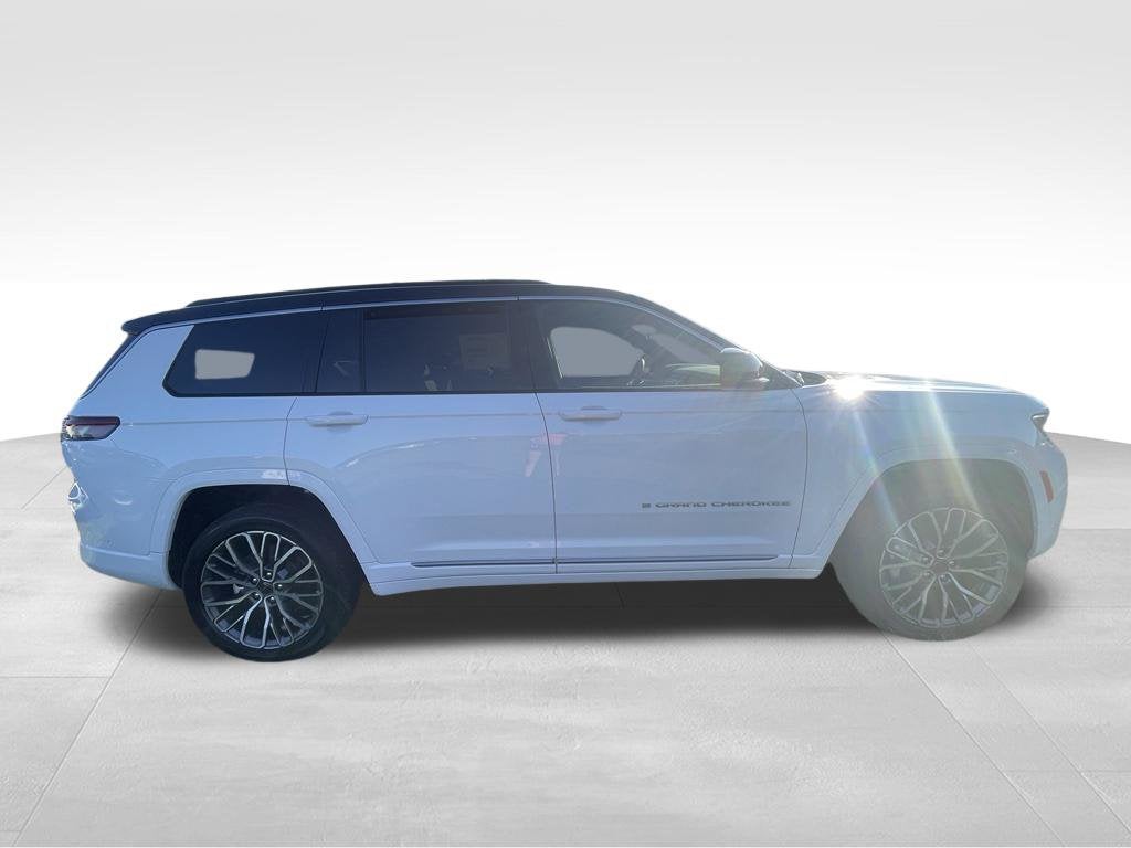 2027 Jeep Grand Cherokee L Summit