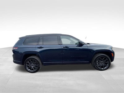 2027 Jeep Grand Cherokee L Summit DEMO