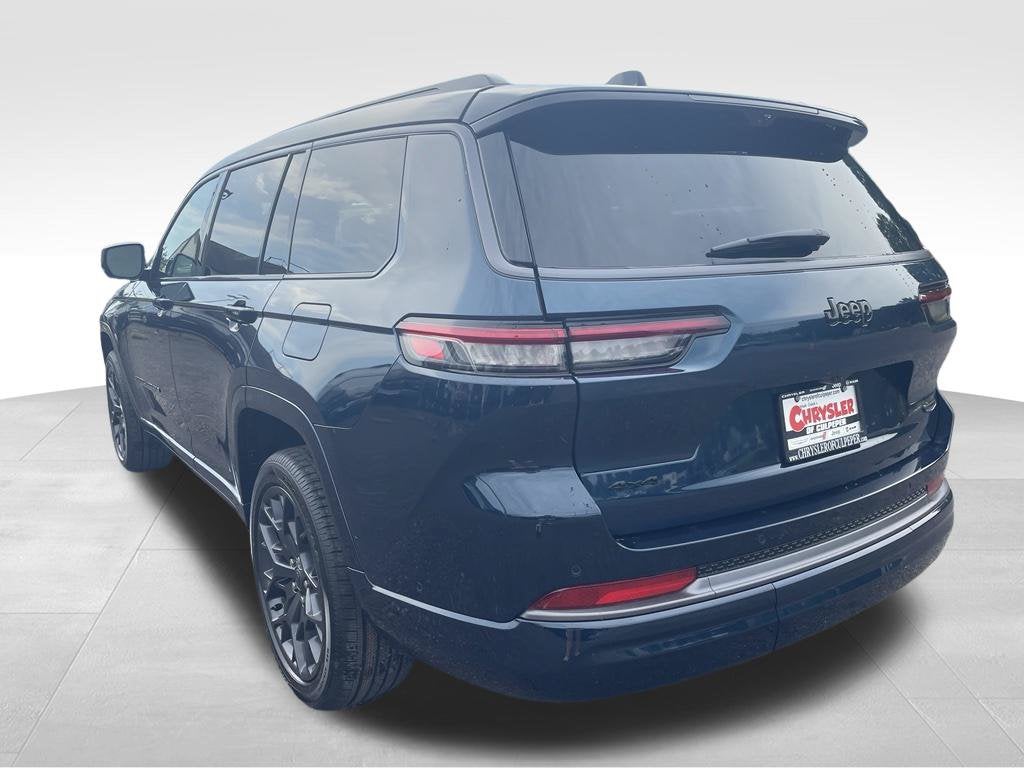 2027 Jeep Grand Cherokee L Summit DEMO
