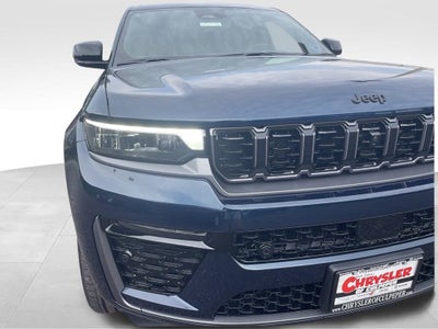 2027 Jeep Grand Cherokee L Summit DEMO
