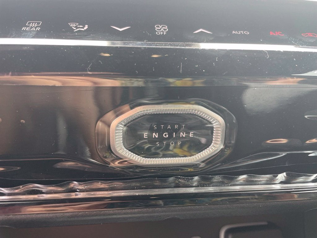2027 Jeep Grand Cherokee L Summit DEMO