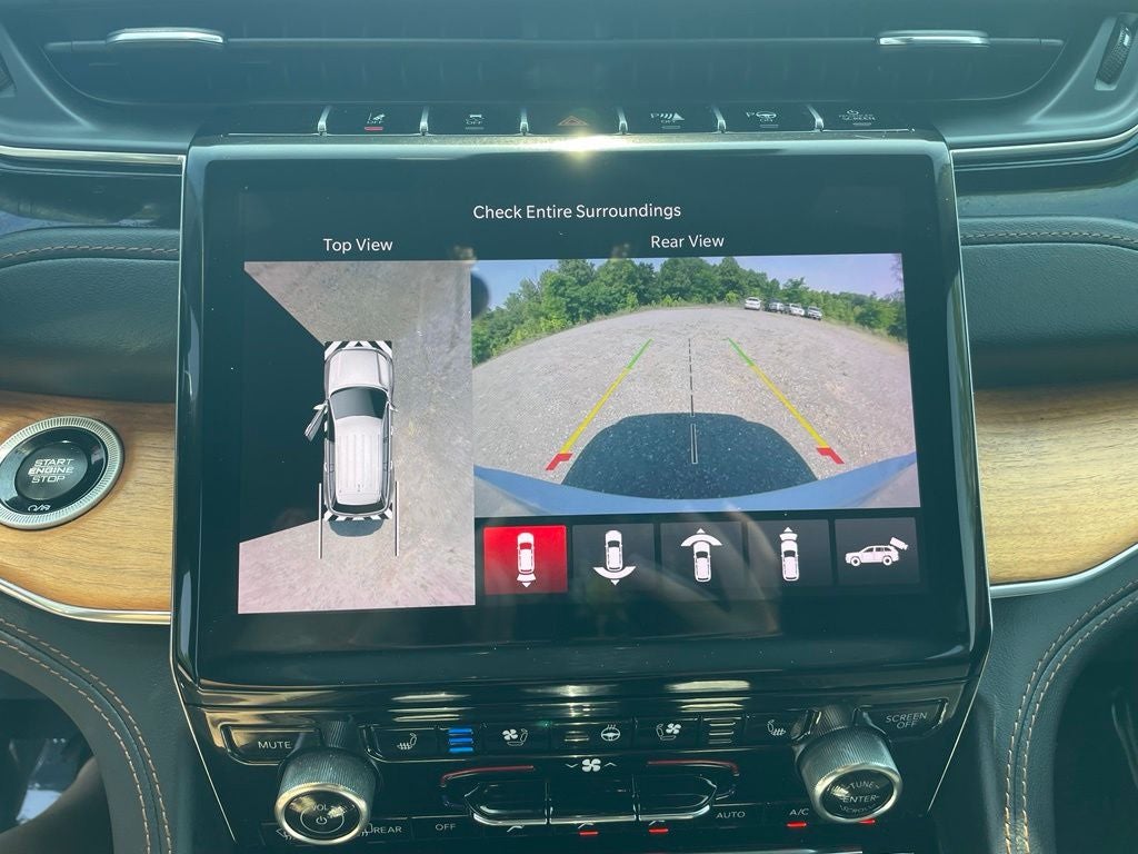 2023 Jeep Grand Cherokee L Summit