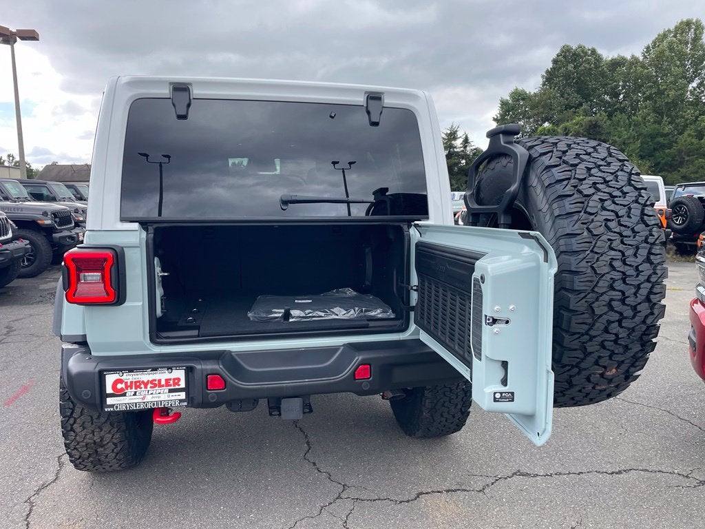 2027 Jeep Wrangler Rubicon X WHITECAP