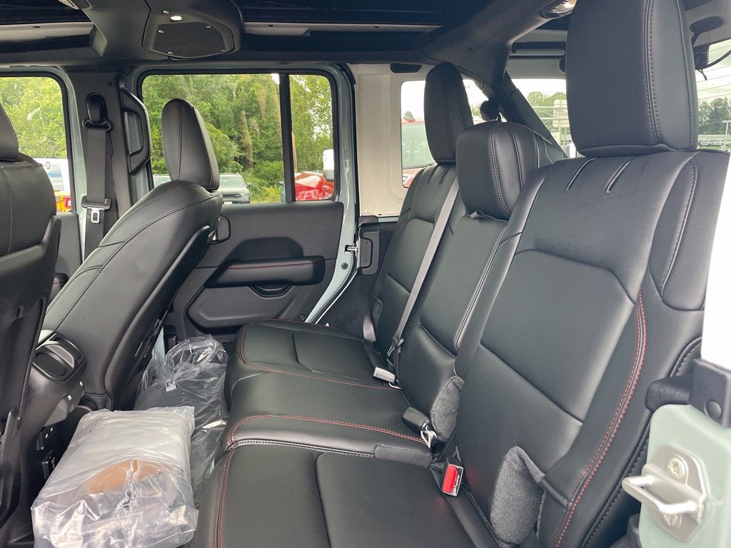 2027 Jeep Wrangler Rubicon X WHITECAP
