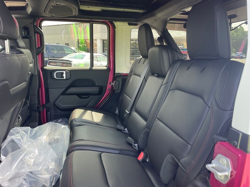 2026 Jeep Wrangler Rubicon White Top Package