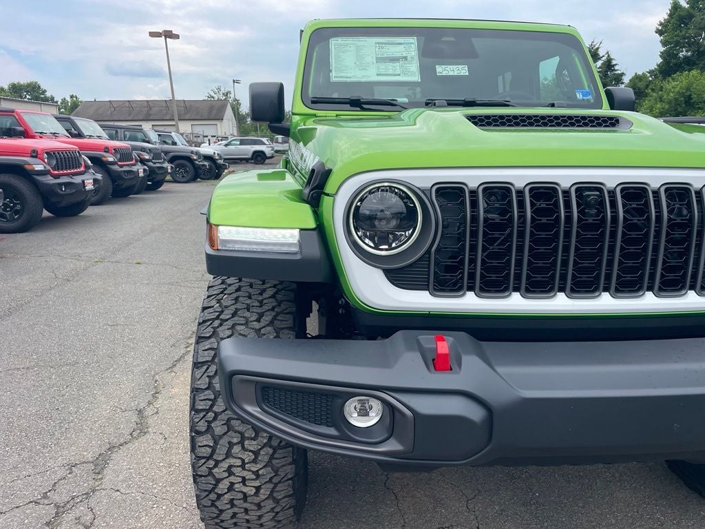 2026 Jeep Wrangler Rubicon White Top Package