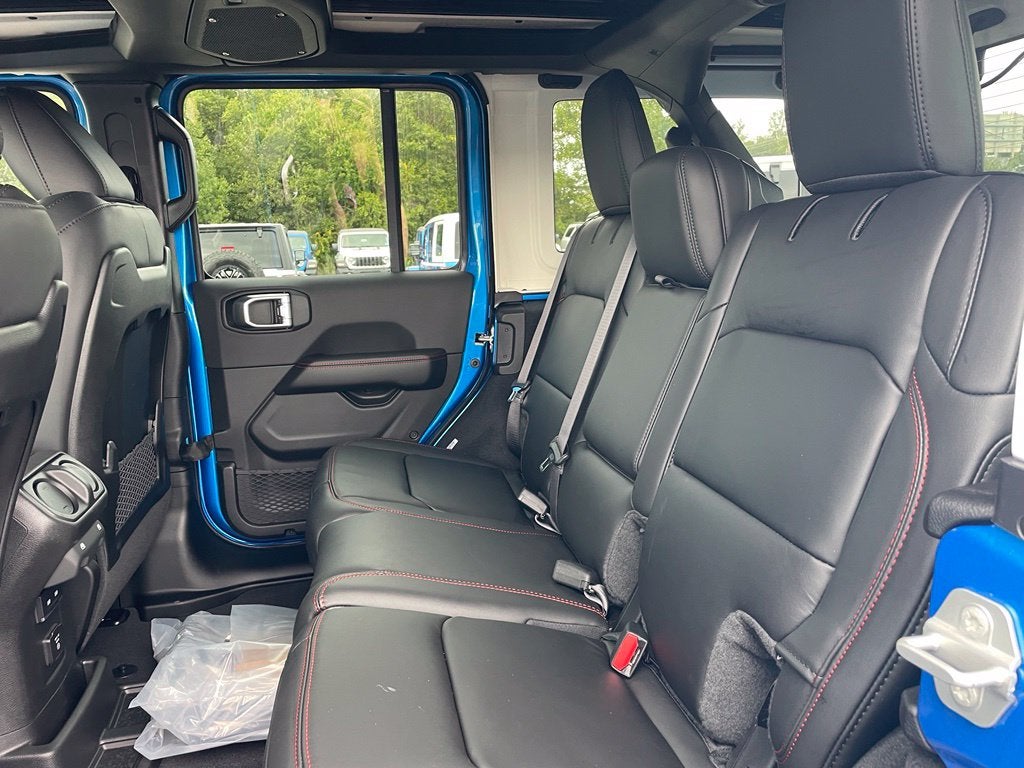 2027 Jeep Wrangler Rubicon X WHITECAP