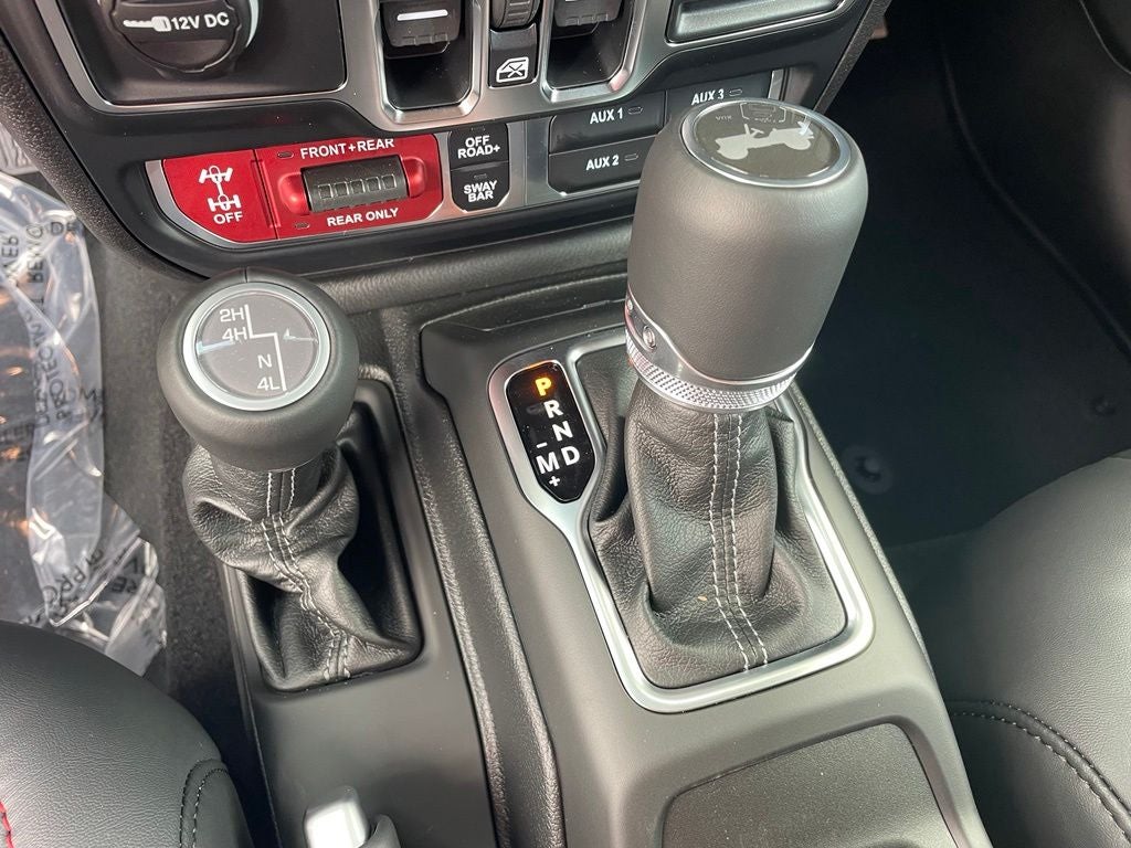 2026 Jeep Wrangler Rubicon White Top Package